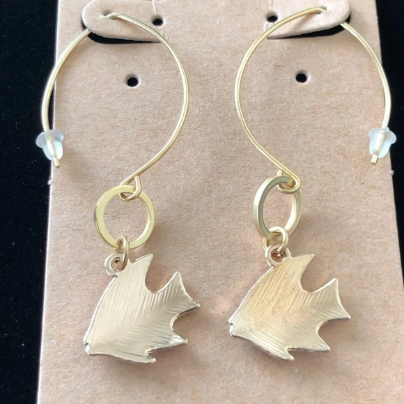 New Lightweight Gold Tone Wire Dangly Tropical Angel Fish Earrings Fashion Beach - Picture 3 of 4